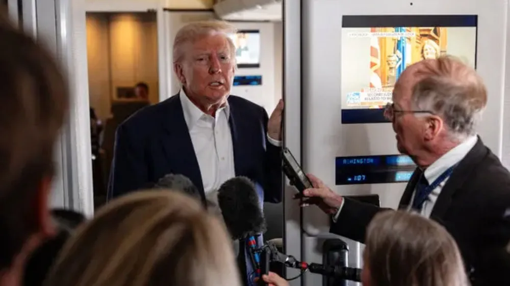 trump_prensa_AirForceOne