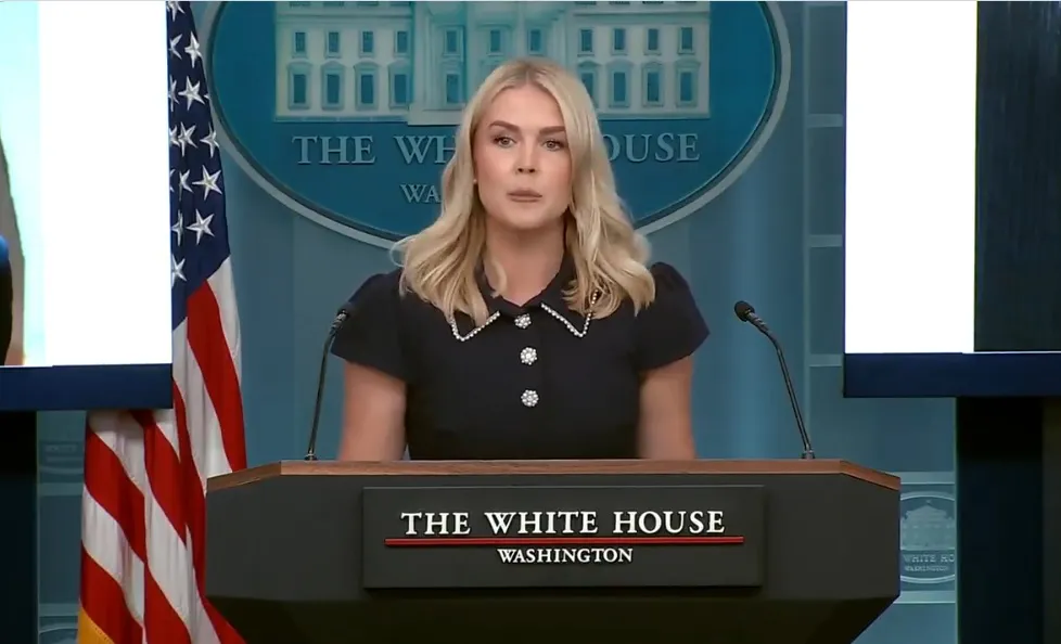 karoline_leavitt_WH