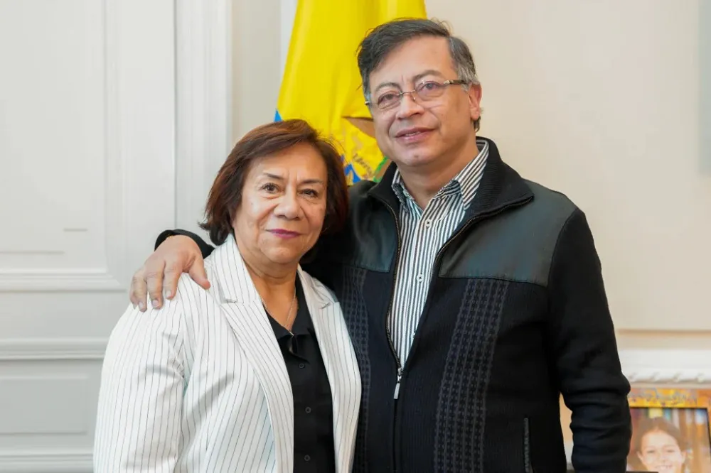 rosa_villavicencio_gustavo_petro